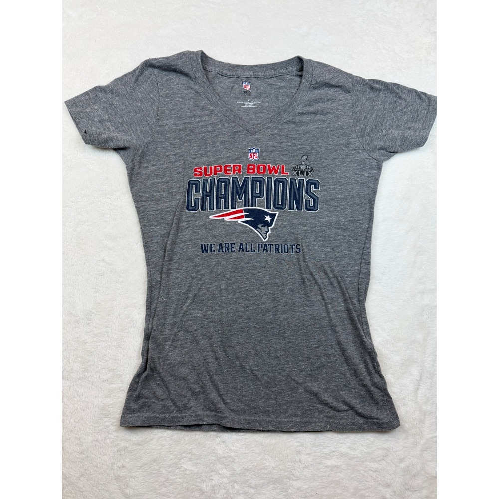 NFL Pro Line New England Patriots Super Bowl XLIX Champions V-Neck T-Shirt